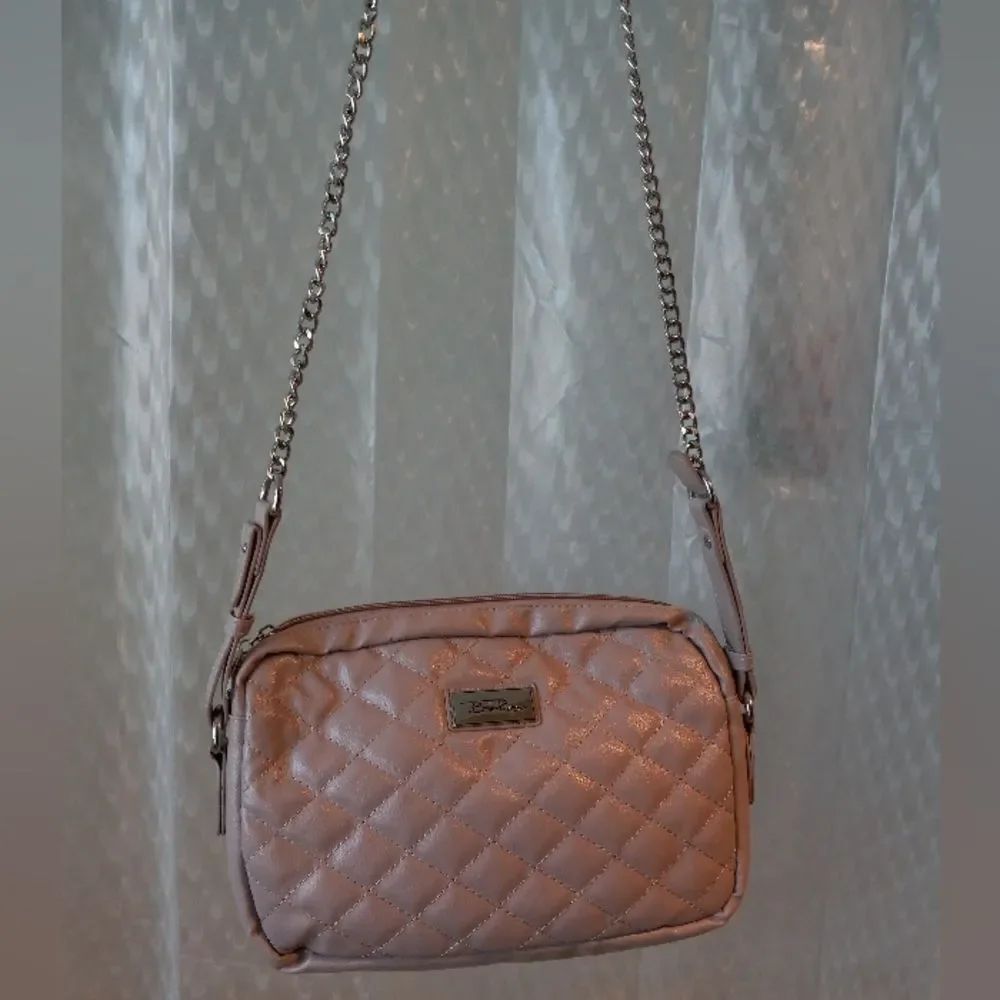 Bella Russo ChampagneβQuilted Crossbody Clutch NWOT